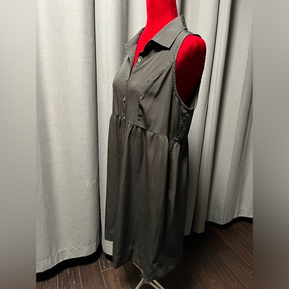 Motherhood Maternity sleeveless collared button front dress - Picture 2 of 7